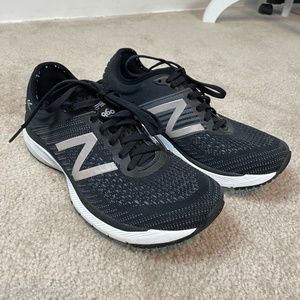 New Balance 360 Black and White Womens Active Sneakers Size 8 Running Shoes